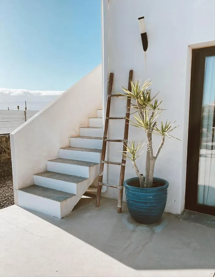 Bed & Breakfast Villa Koa - Riders Surf N Bike Roque Spanje